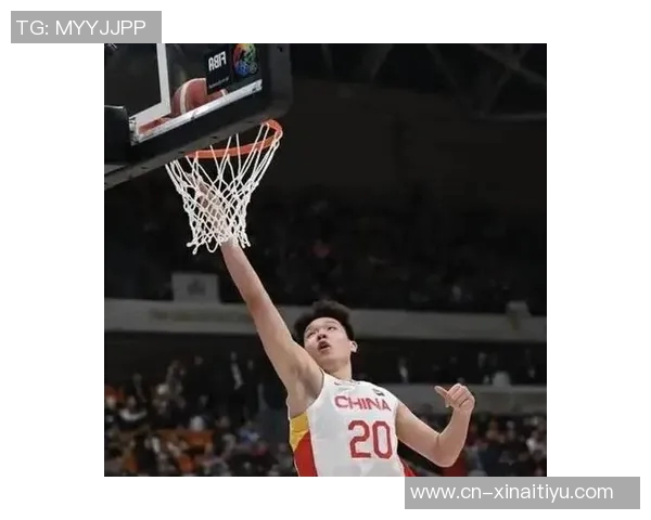 青岛男篮凭杨瀚森出色表现战胜上海豪取五连胜洛夫顿因争议被驱逐 青岛男篮凭杨瀚森出色表现战胜上海豪取五连胜洛夫顿因争议被驱逐